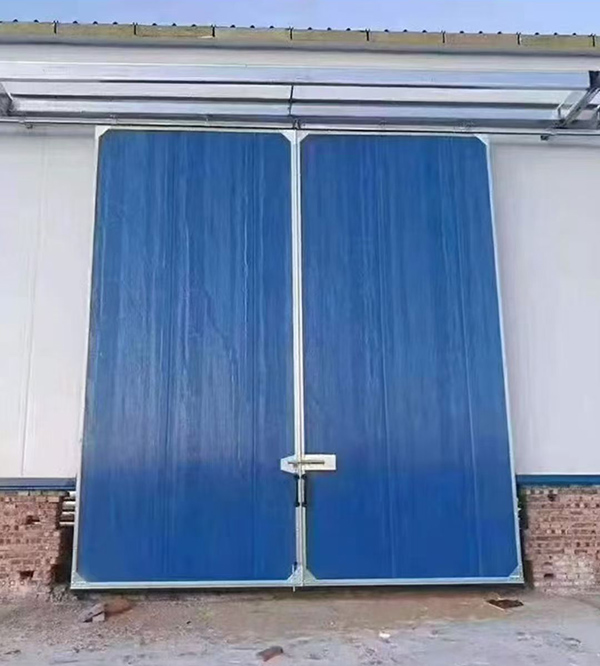 灞桥工业门在大型仓储物流通道中的应用实例